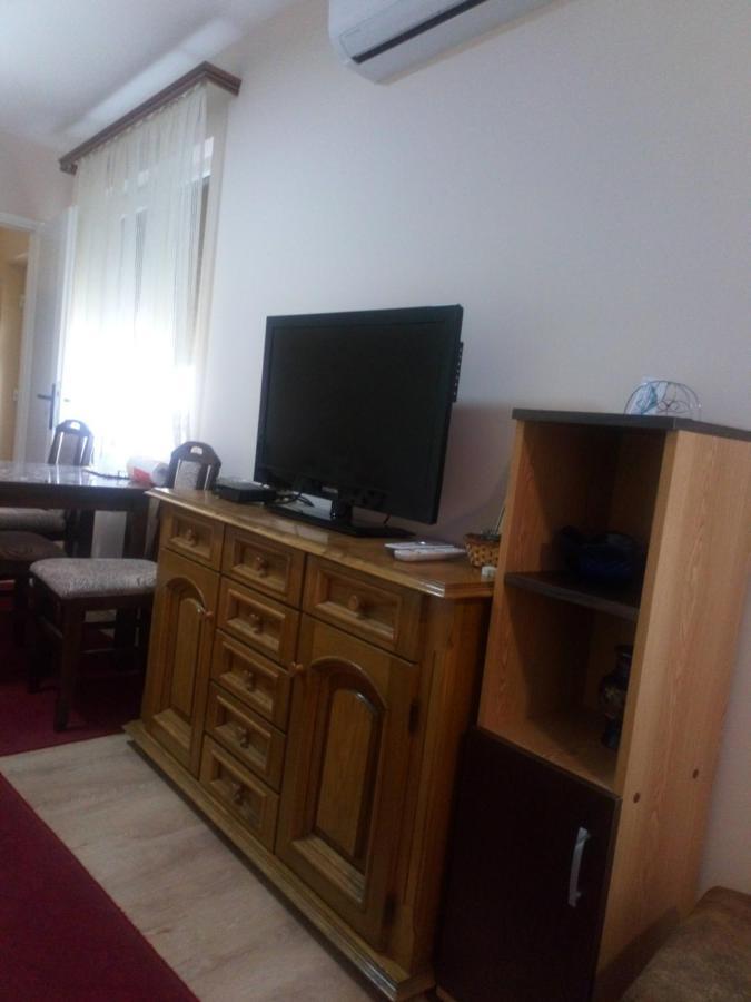 Guest House Green View Pirot Exteriör bild